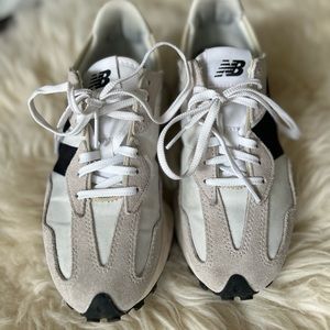 New Balance 327